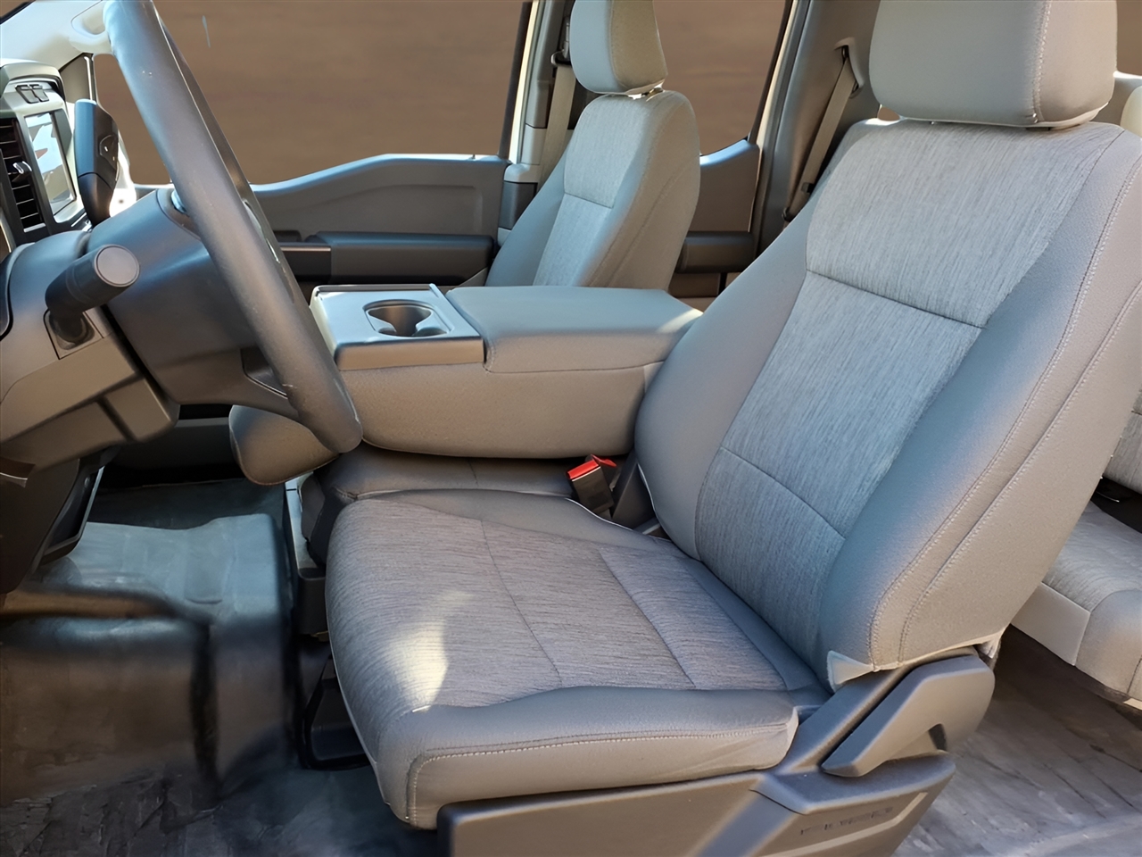 Ford F-150 XLT 4WD SuperCab 6.5' Box 2022