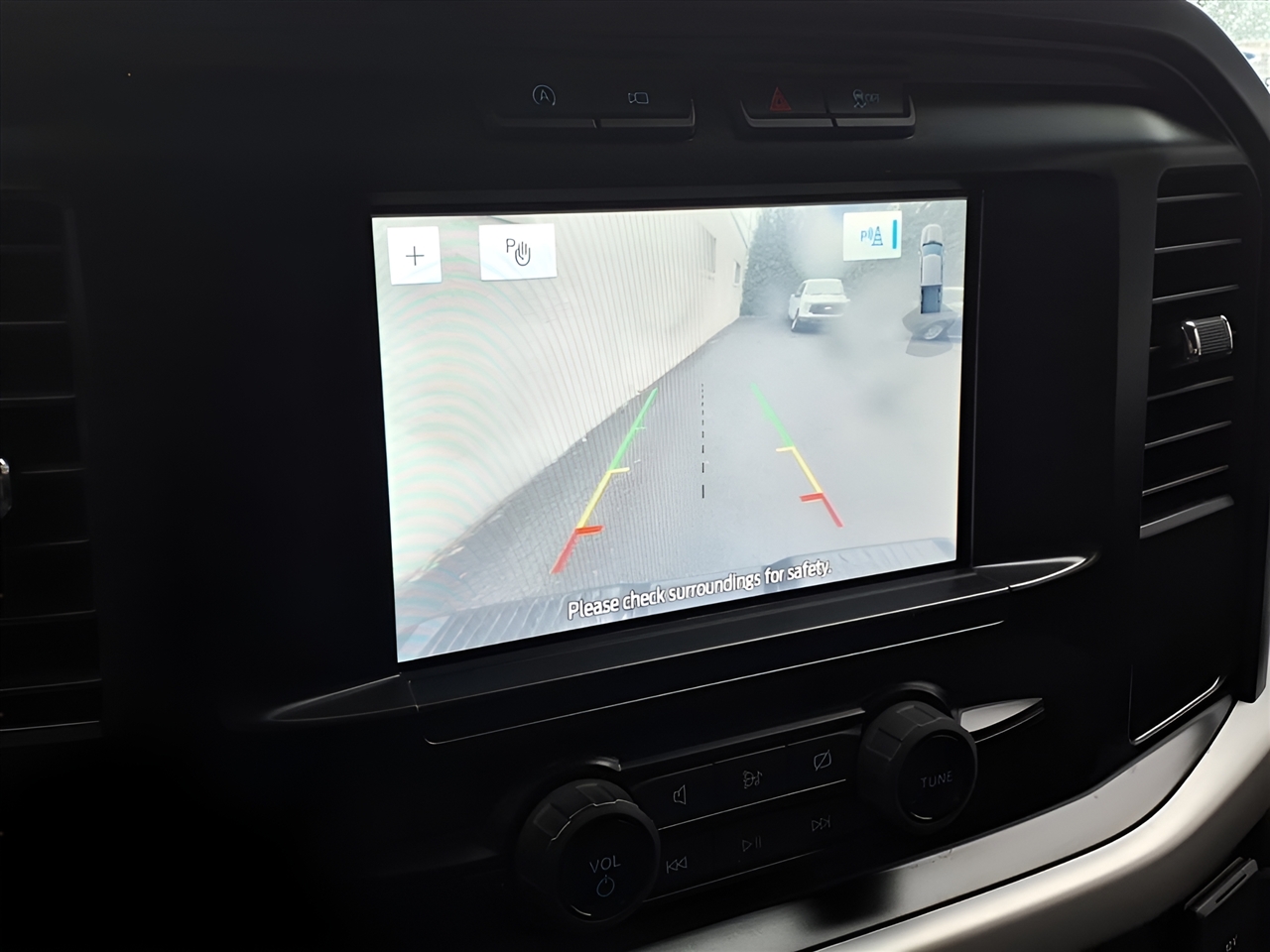 Ford F-150 XLT 4WD SuperCab 6.5' Box 2022