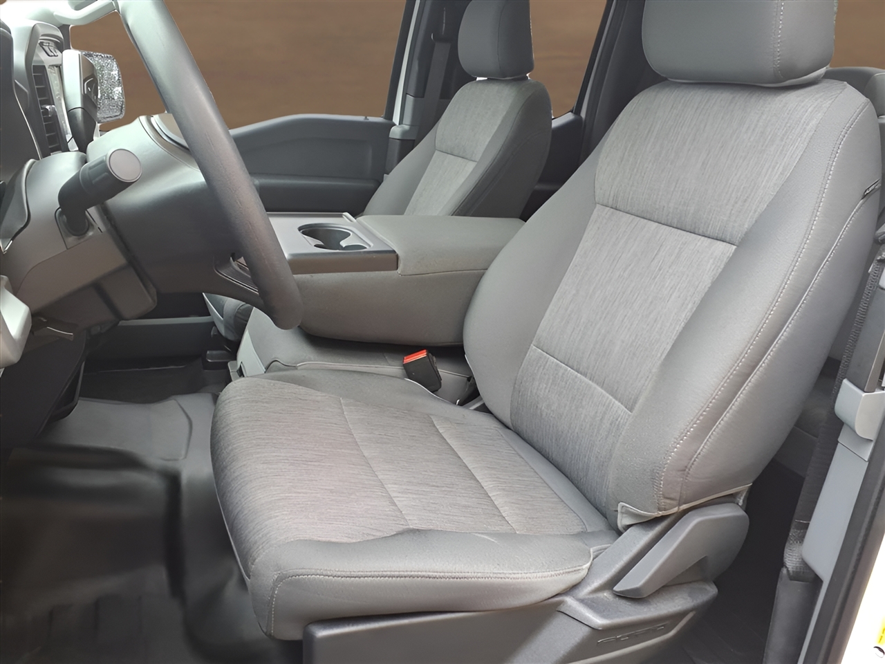 Ford F-150 XLT 4WD SuperCab 6.5' Box 2022