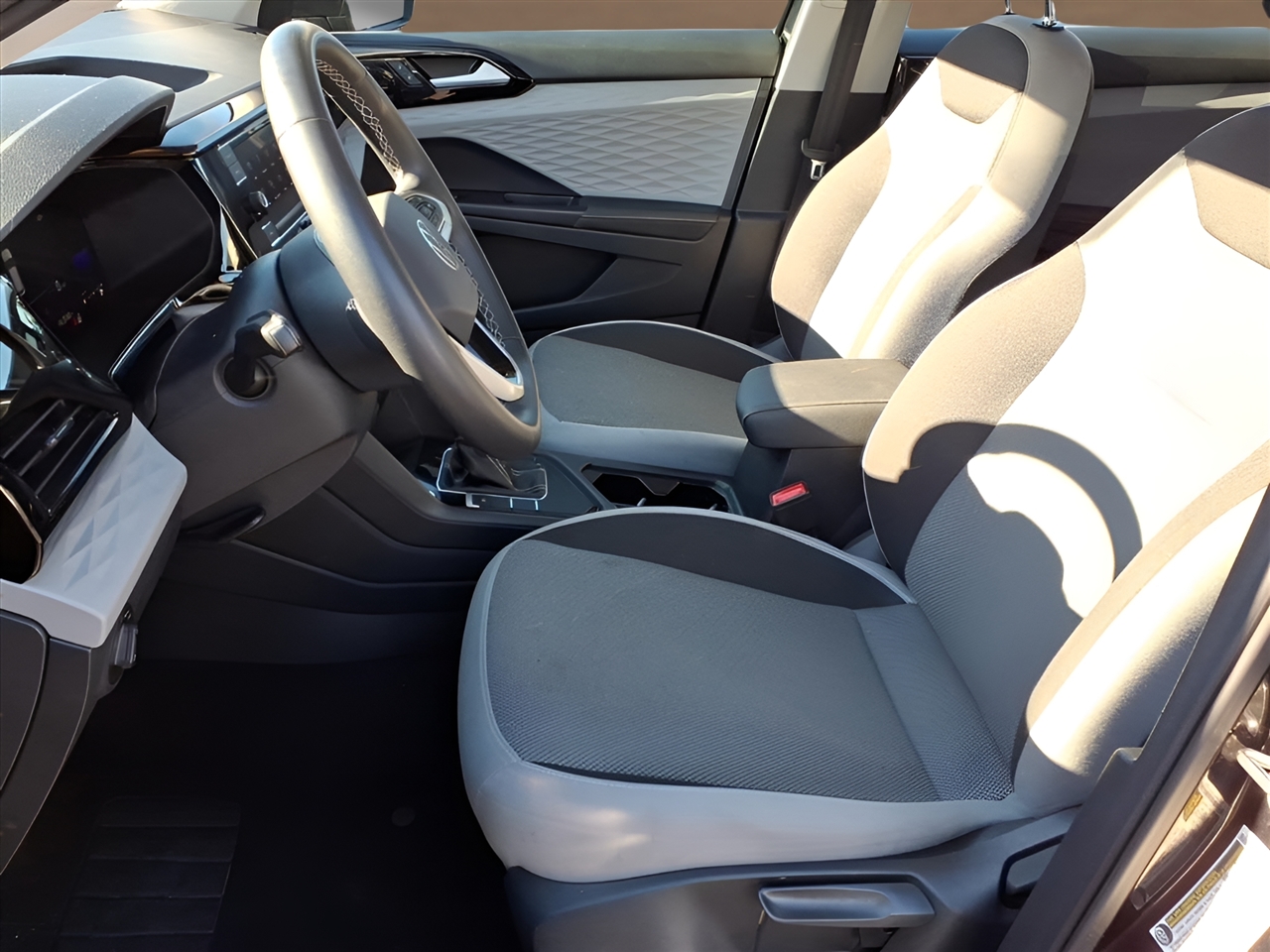 Volkswagen Taos S FWD 2024