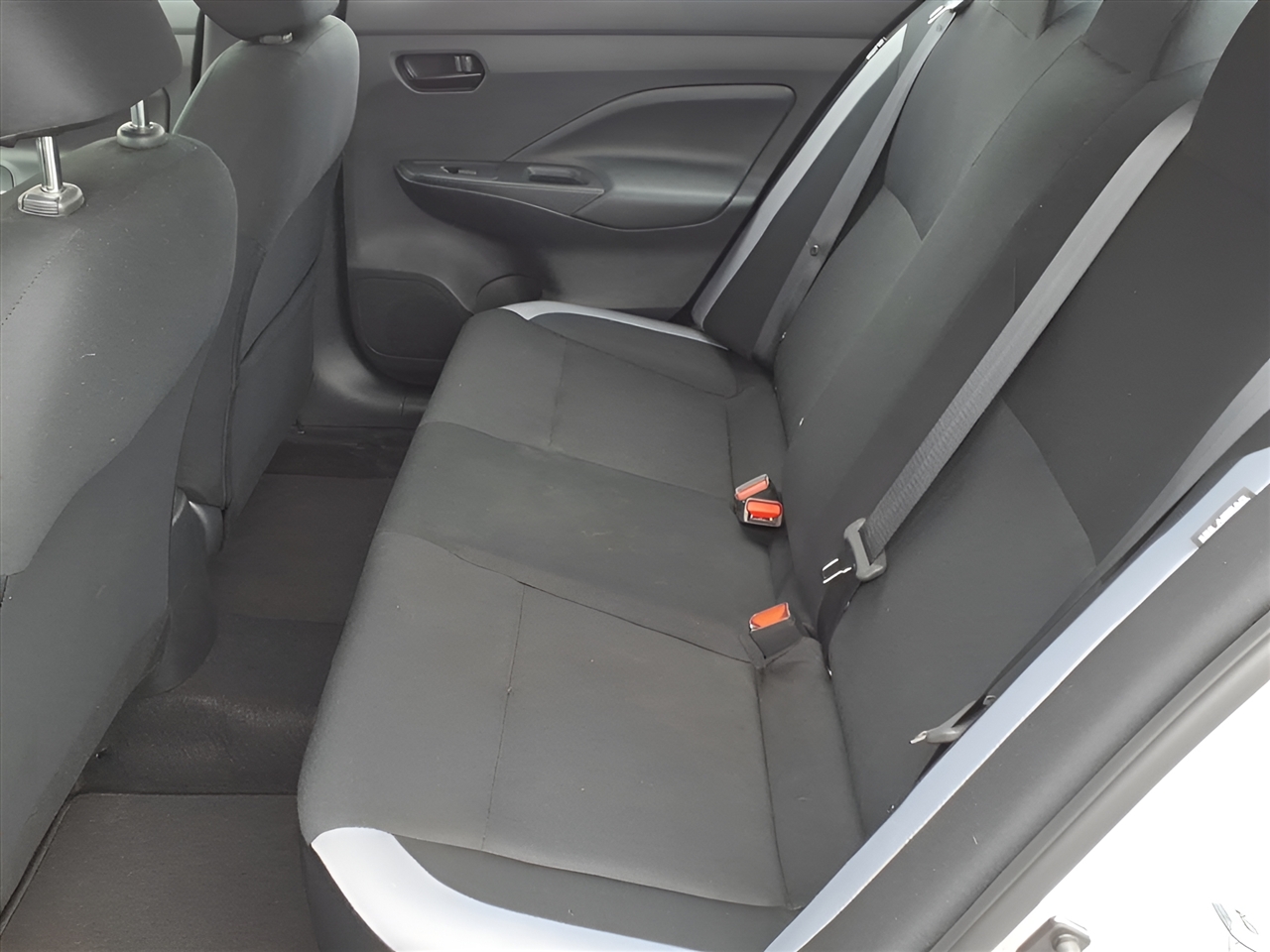 Nissan Versa S CVT 2025