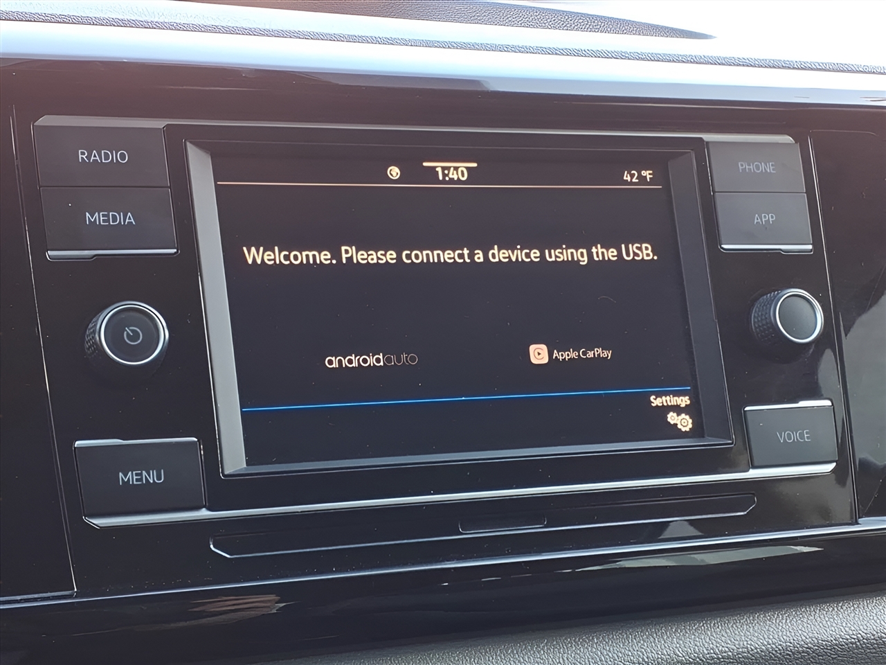 Volkswagen Taos S FWD 2024