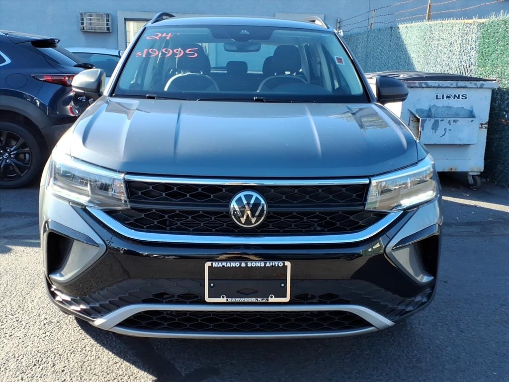 Volkswagen Taos S FWD 2024