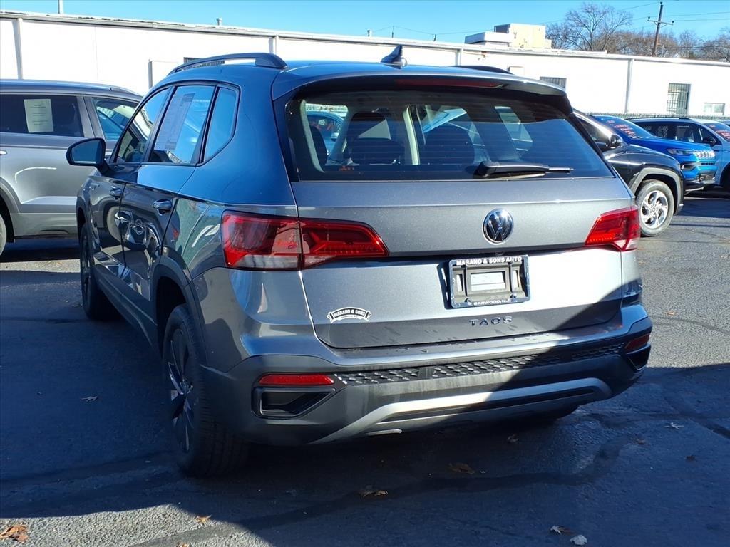 Volkswagen Taos S FWD 2024