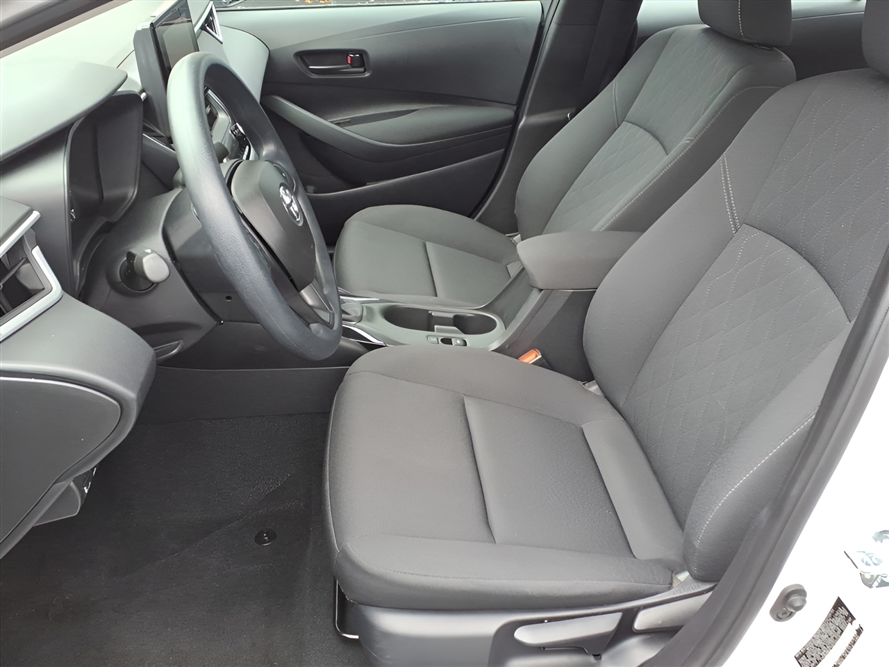 Toyota Corolla LE CVT (Natl) 2025