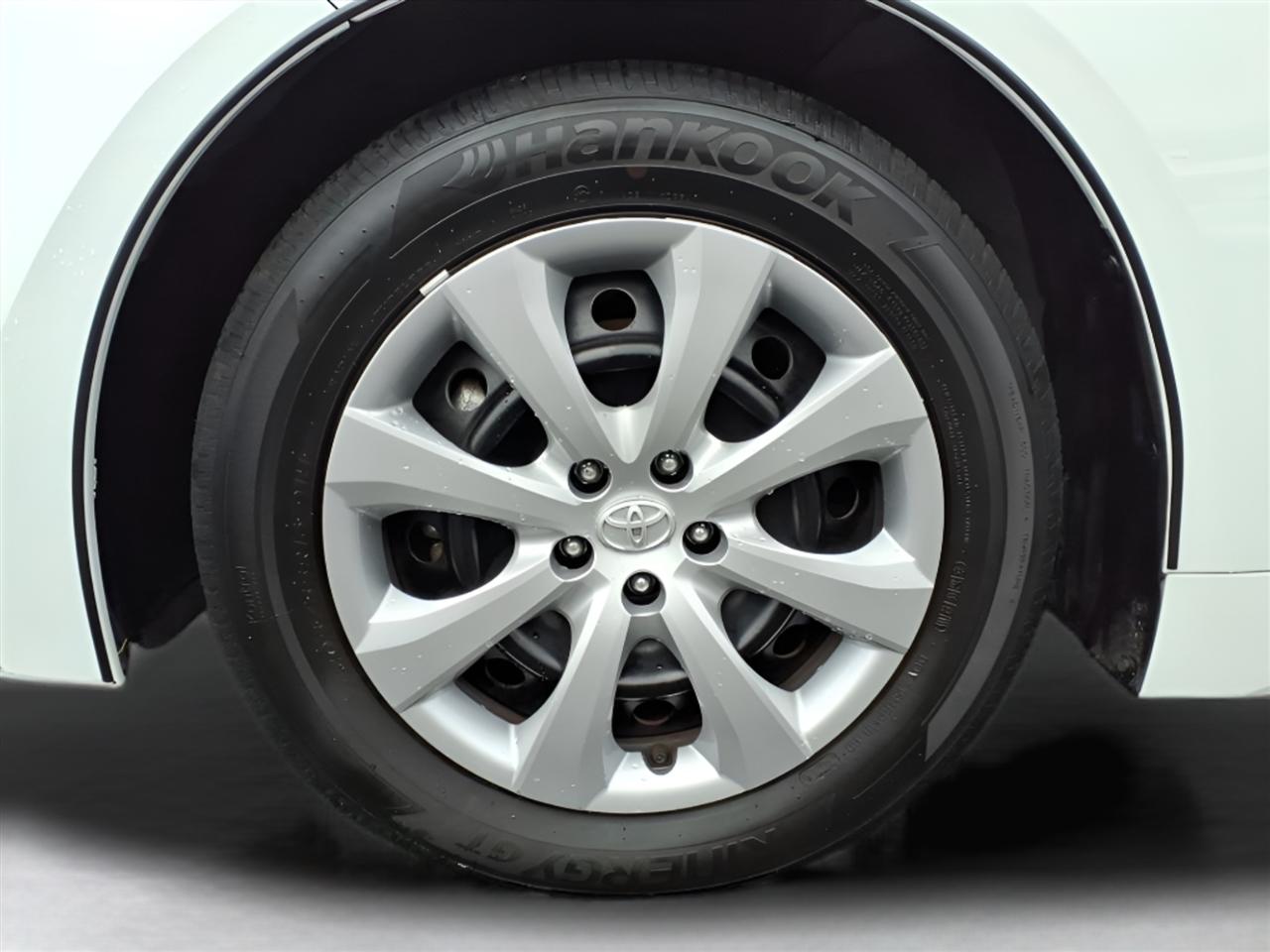 Toyota Corolla LE CVT (Natl) 2025