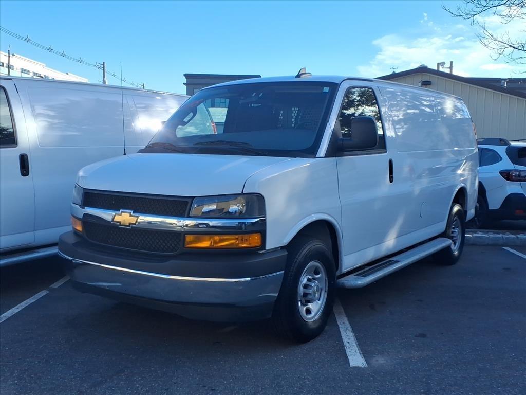 2024 Chevrolet Express Cargo Van RWD 2500 135"
