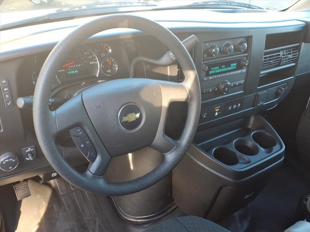Chevrolet Express Cargo Van RWD 2500 135" 2024