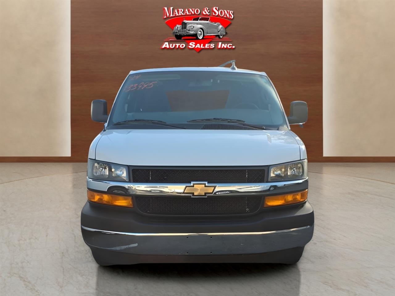Chevrolet Express Cargo Van RWD 2500 135" 2024