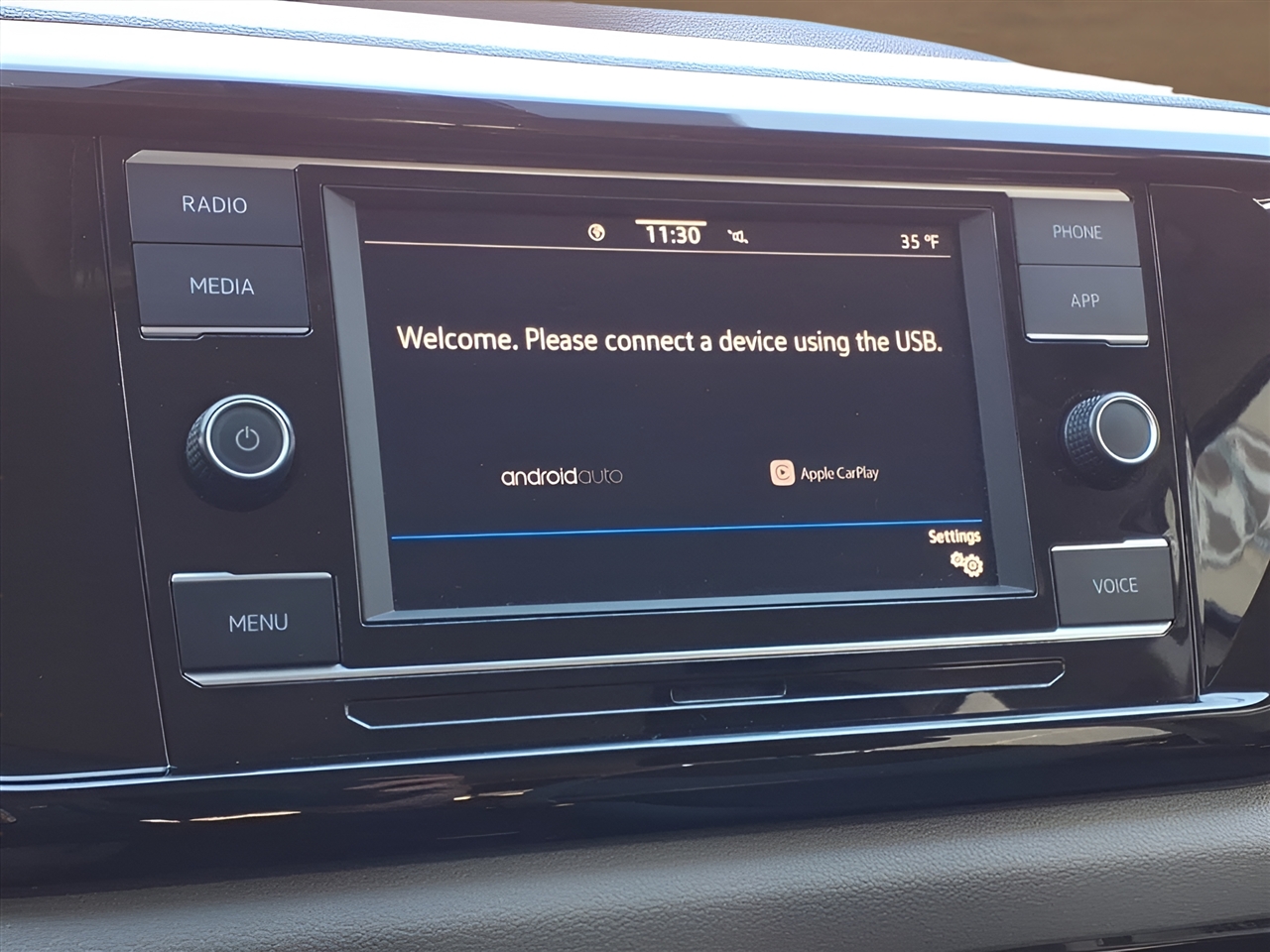 Volkswagen Taos S FWD 2024