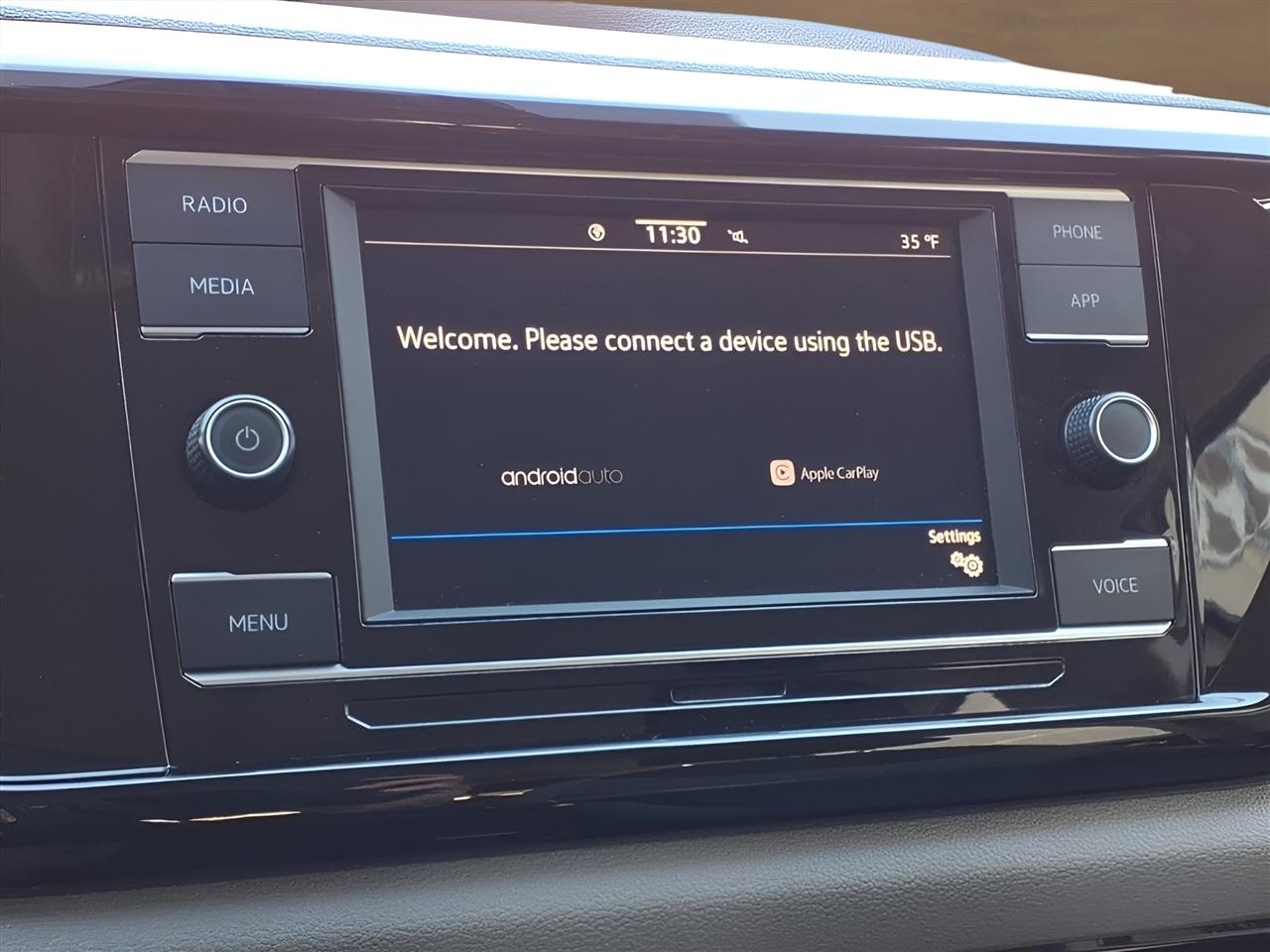 Volkswagen Taos S FWD 2024