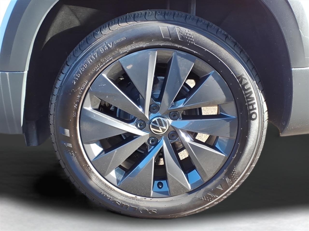 Volkswagen Taos S FWD 2024