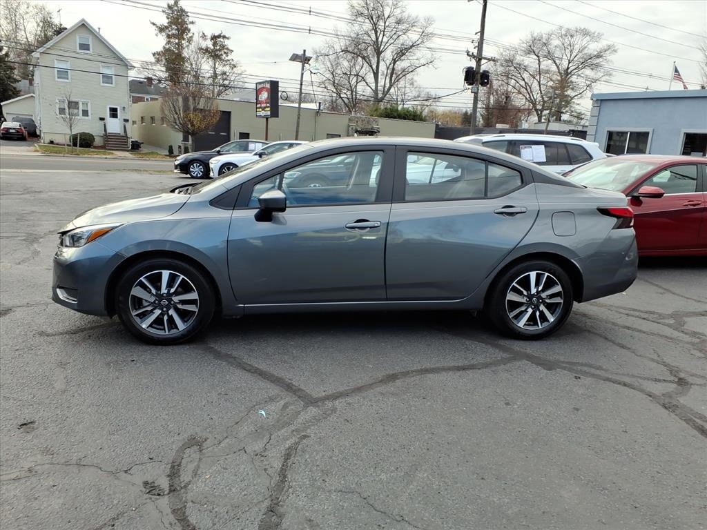 Nissan Versa SV CVT 2025