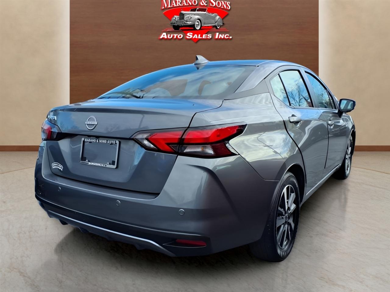 Nissan Versa SV CVT 2025