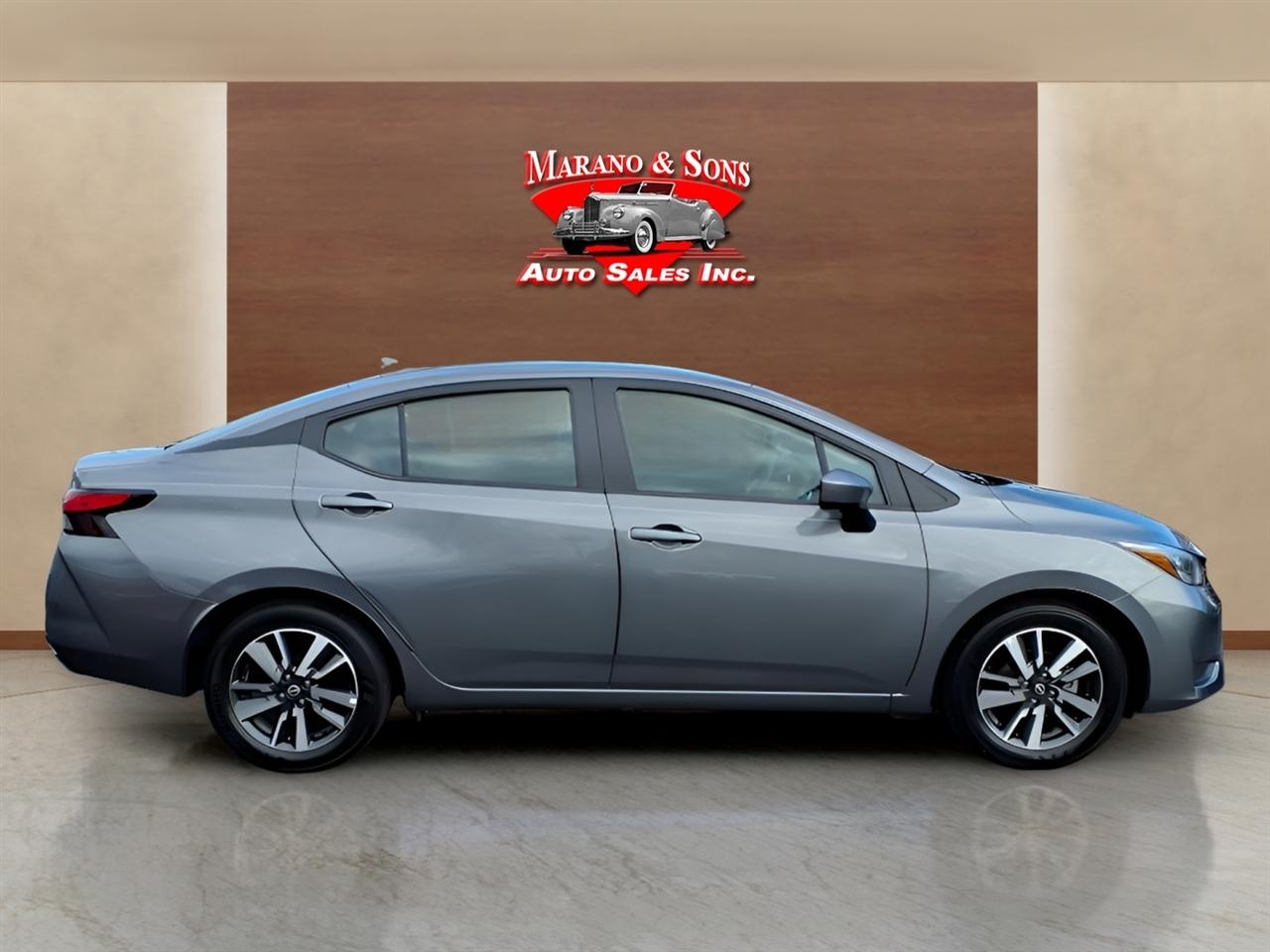 Nissan Versa SV CVT 2025