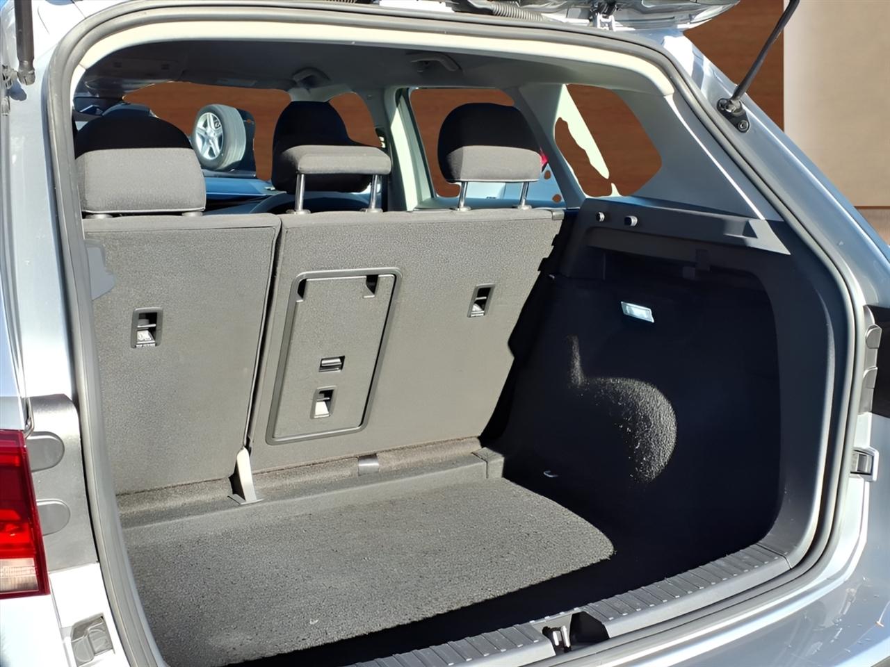 Volkswagen Taos S FWD 2024