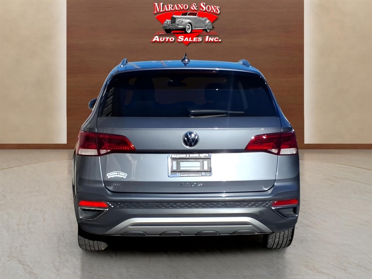 Volkswagen Taos SE FWD 2024