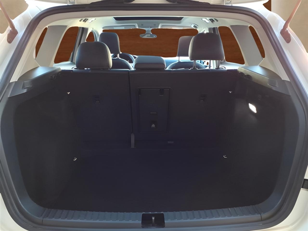 Volkswagen Taos SE FWD 2024