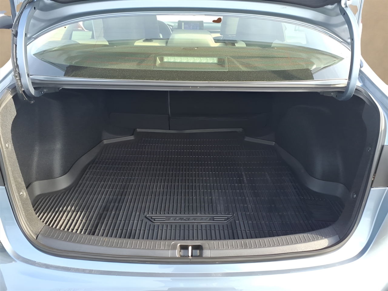 Toyota Corolla LE CVT (Natl) 2023