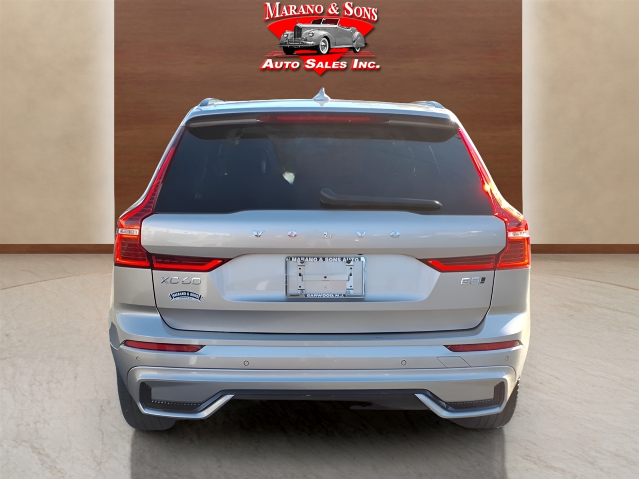 Volvo XC60 B5 AWD Core 2025