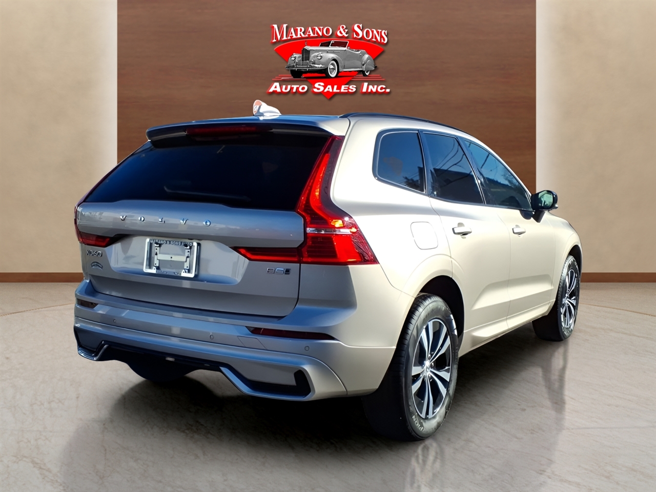 Volvo XC60 B5 AWD Core 2025