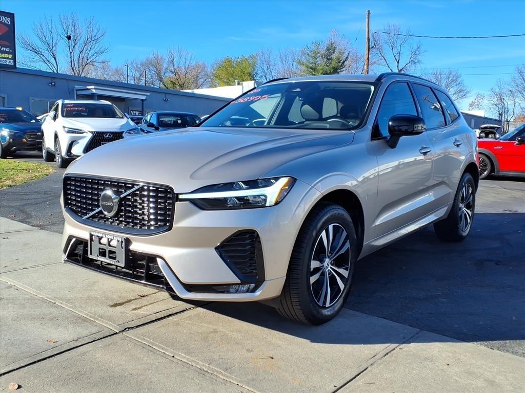 2025 Volvo XC60 B5 AWD Core