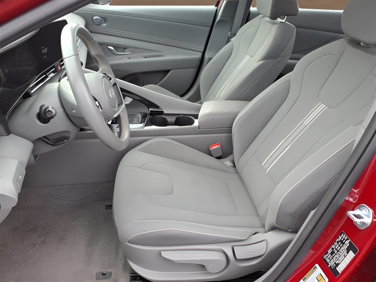 Hyundai Elantra SEL Convenience IVT 2025