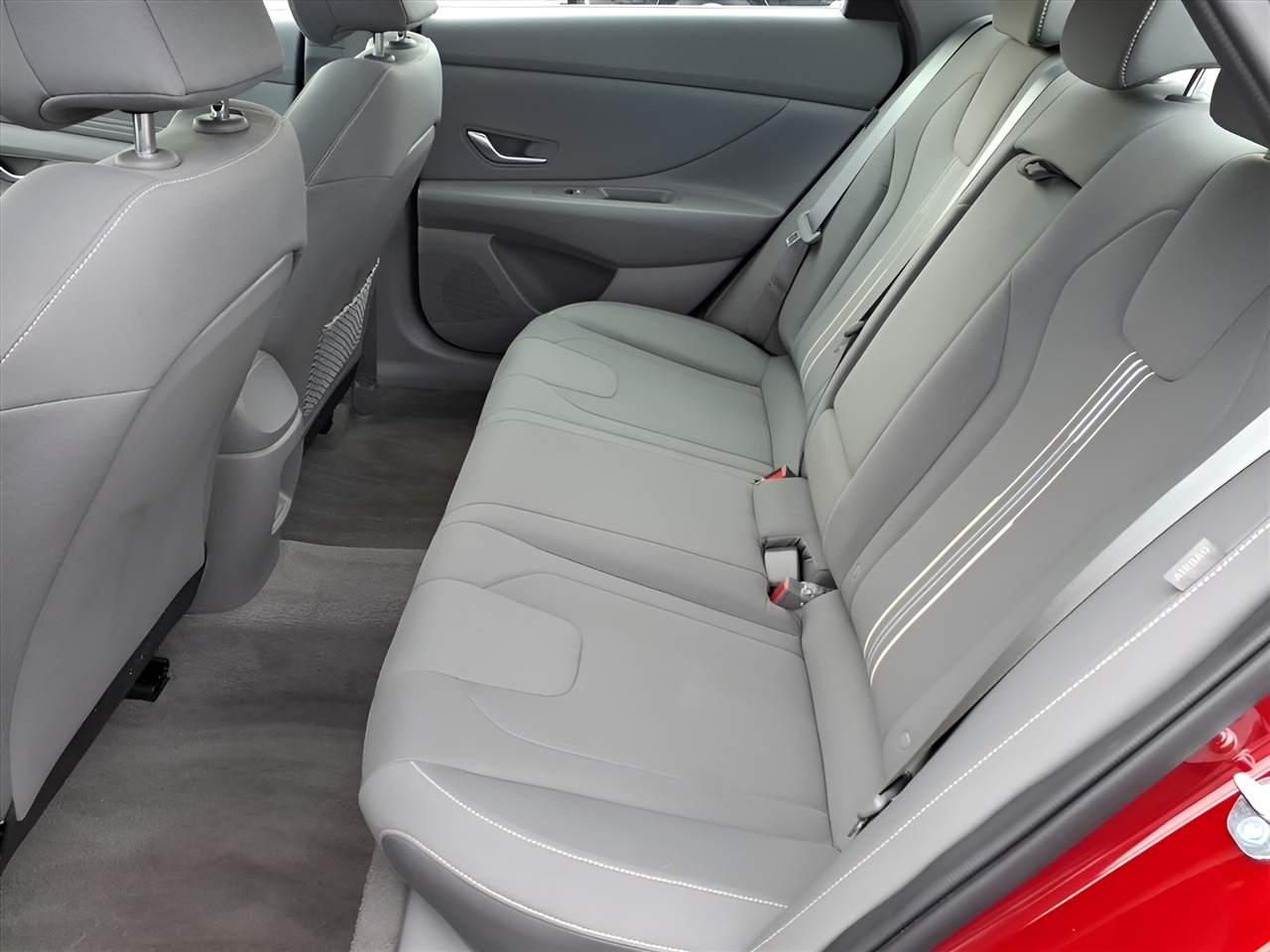 Hyundai Elantra SEL Convenience IVT 2025