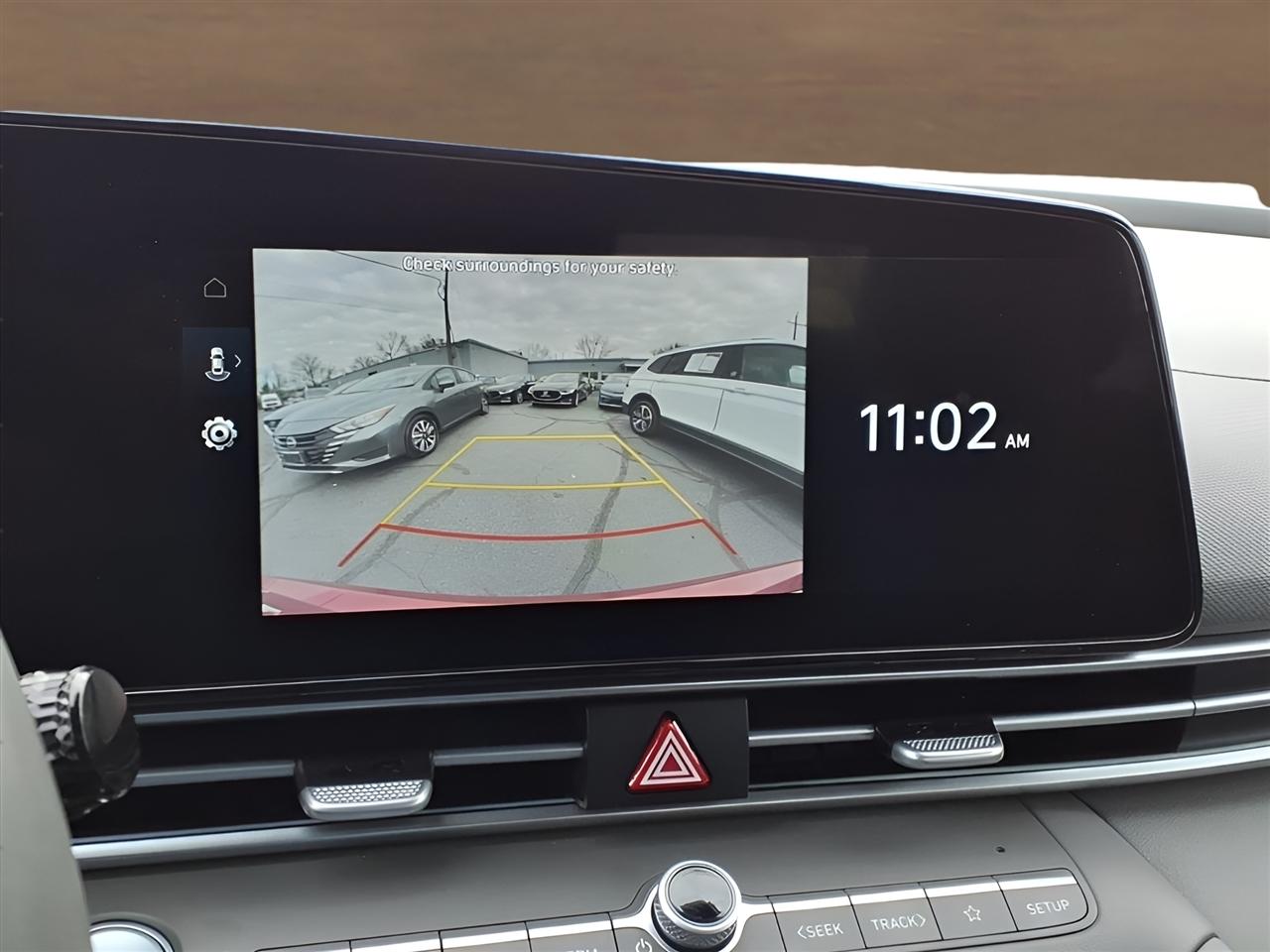 Hyundai Elantra SEL Convenience IVT 2025