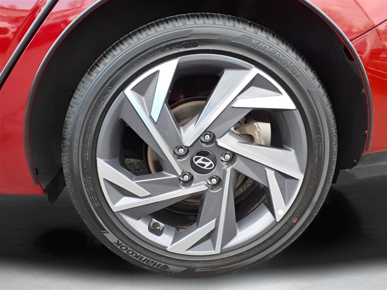 Hyundai Elantra SEL Convenience IVT 2025