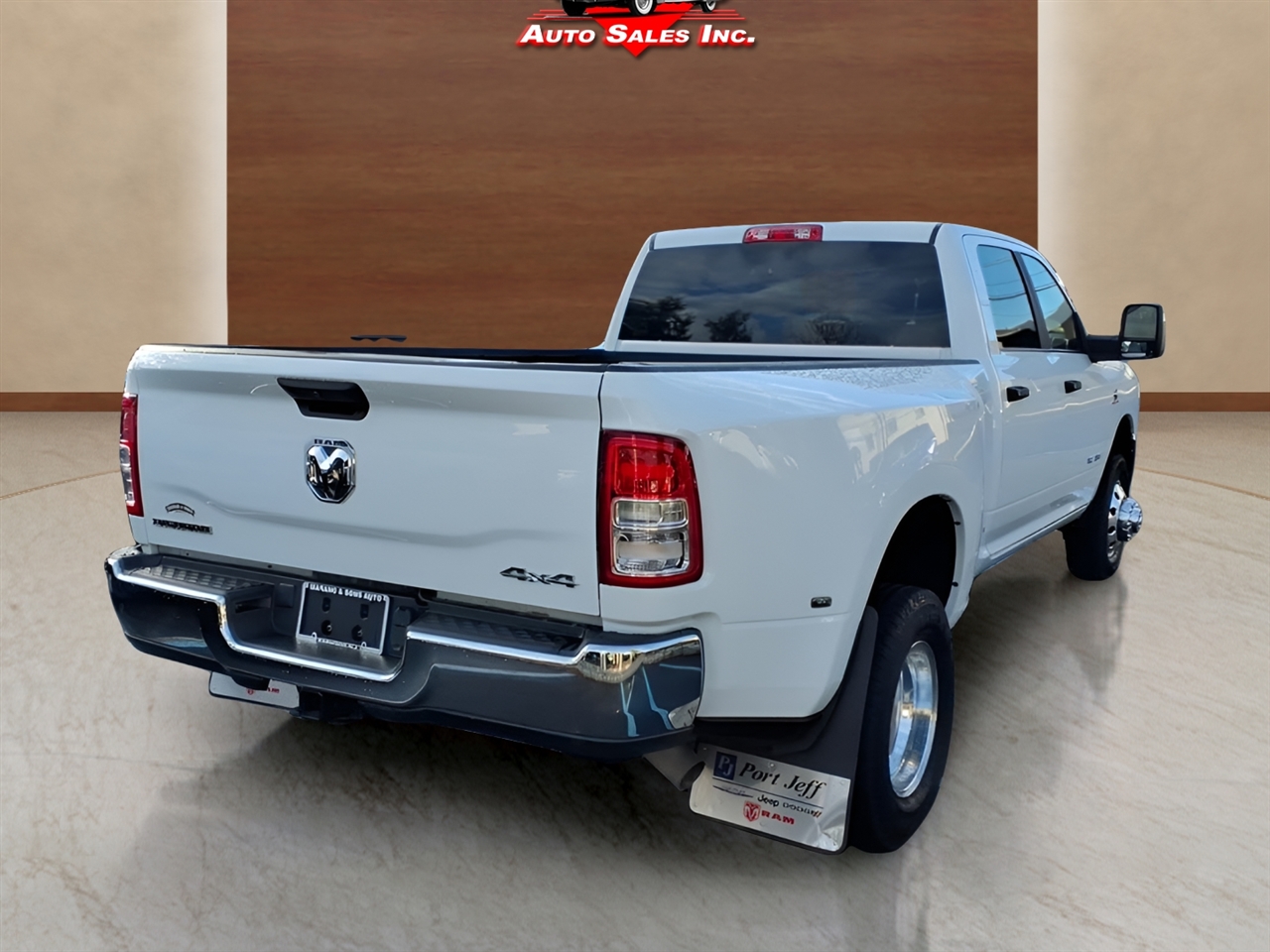 Ram Truck 3500 Big Horn 4x4 Crew Cab 8' Box 2024