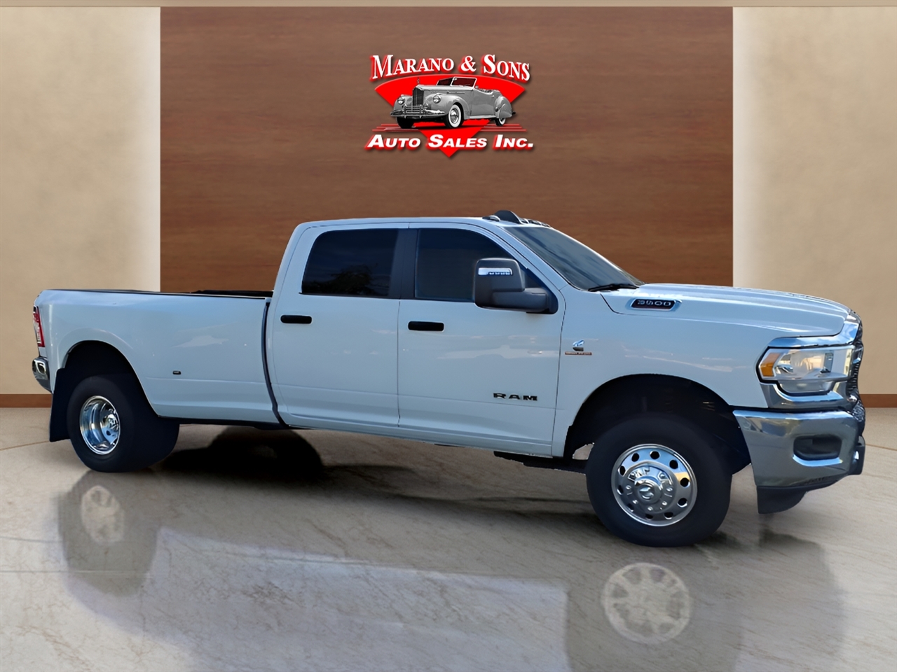 Ram Truck 3500 Big Horn 4x4 Crew Cab 8' Box 2024