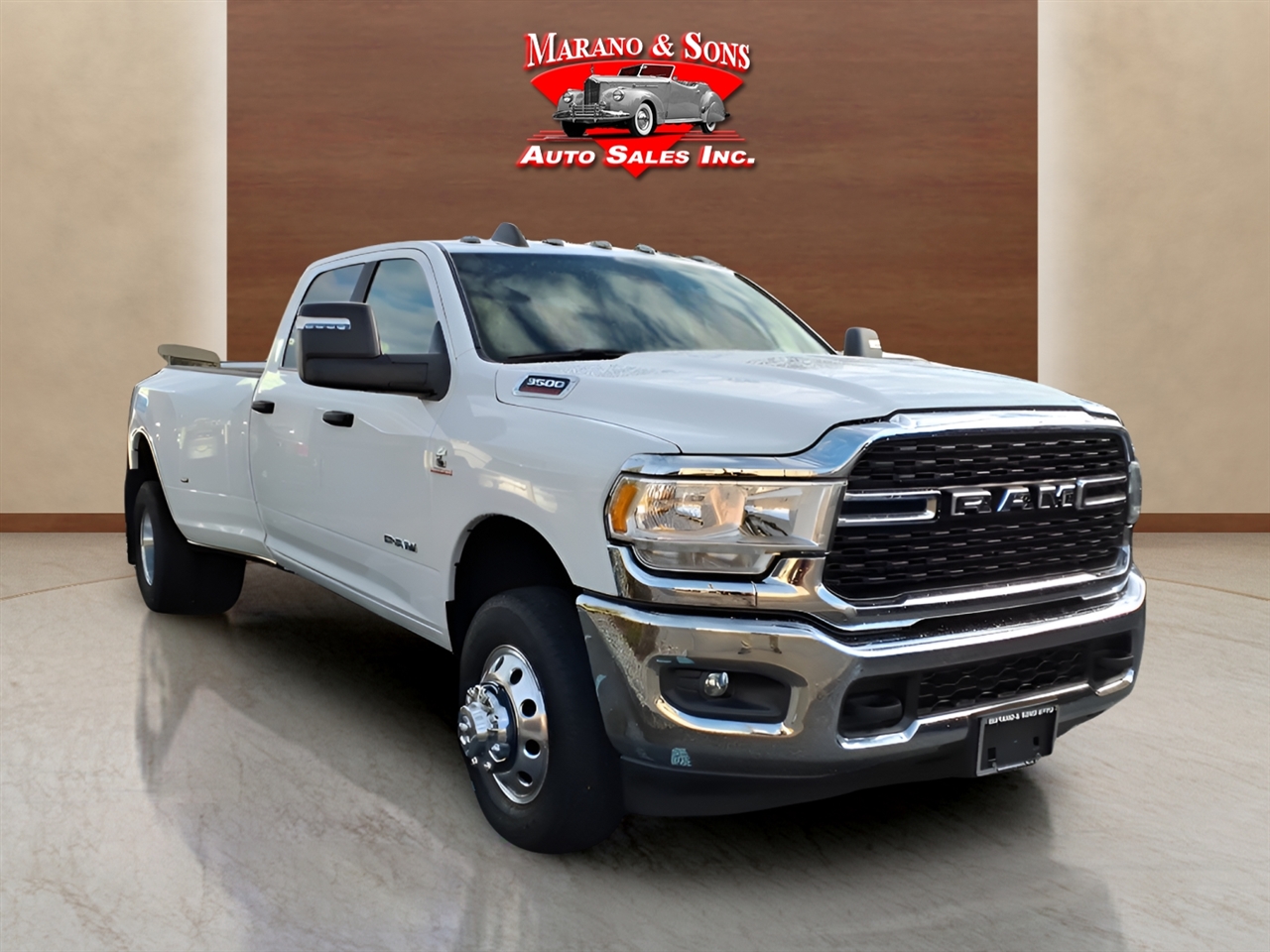 Ram Truck 3500 Big Horn 4x4 Crew Cab 8' Box 2024