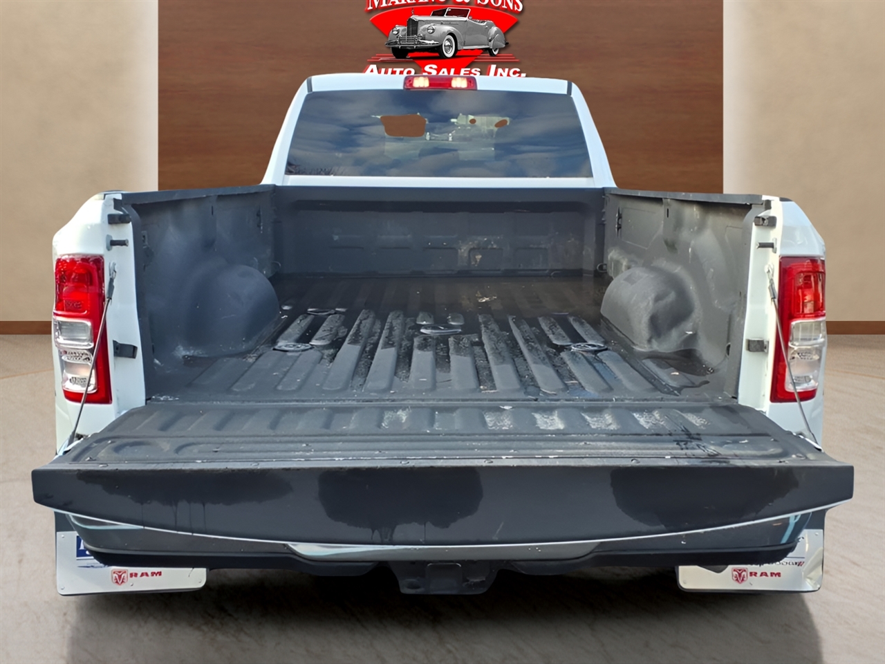 Ram Truck 3500 Big Horn 4x4 Crew Cab 8' Box 2024