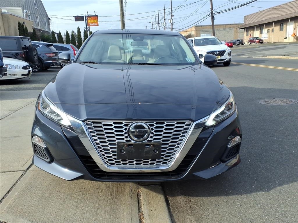 Nissan Altima 2.5 SV AWD Sedan 2022