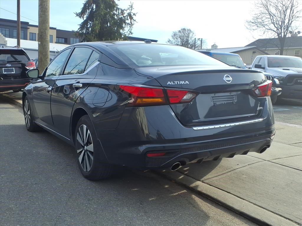 Nissan Altima 2.5 SV AWD Sedan 2022