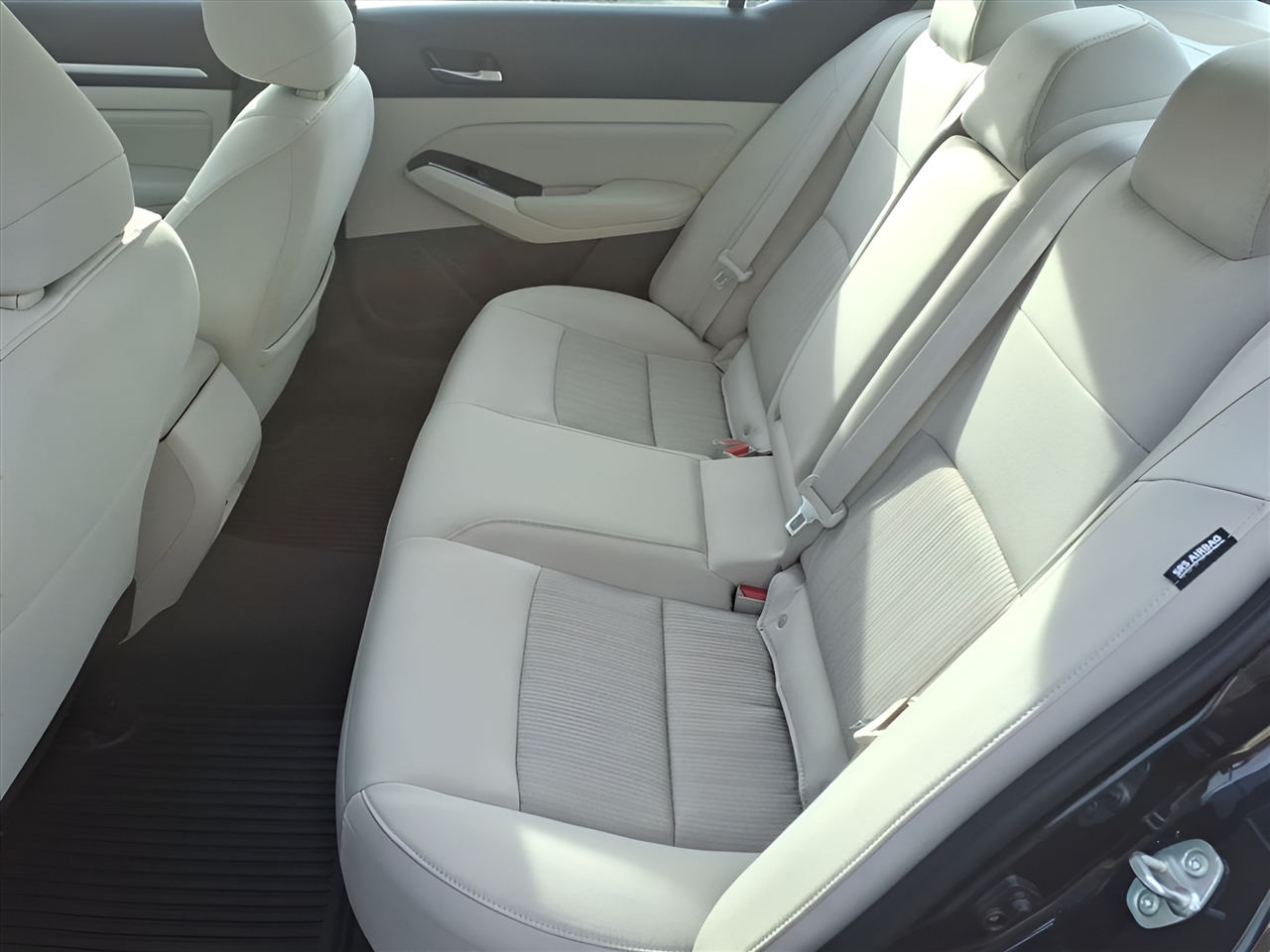 Nissan Altima 2.5 SV AWD Sedan 2022