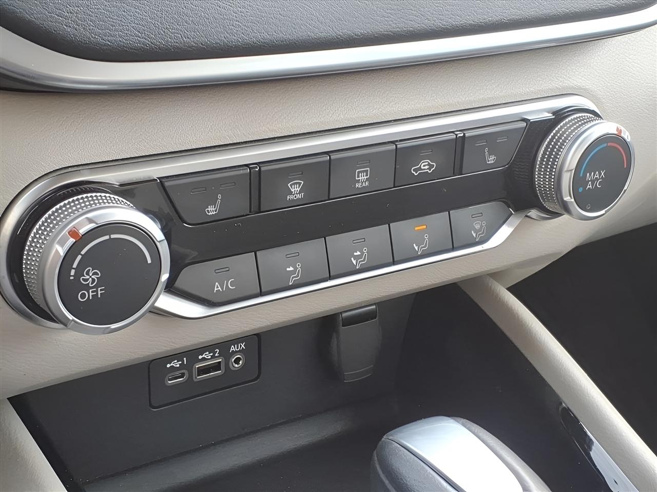 Nissan Altima 2.5 SV AWD Sedan 2022