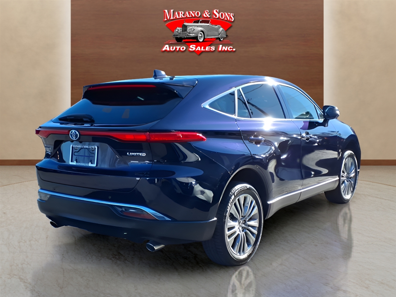 Toyota Venza Nightshade AWD (Natl) 2024