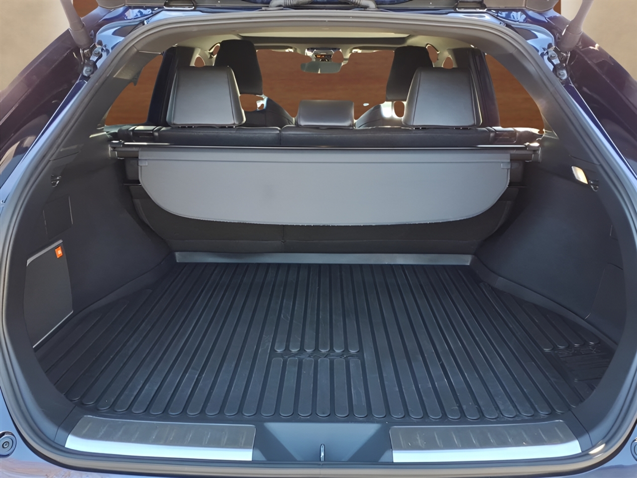 Toyota Venza Nightshade AWD (Natl) 2024