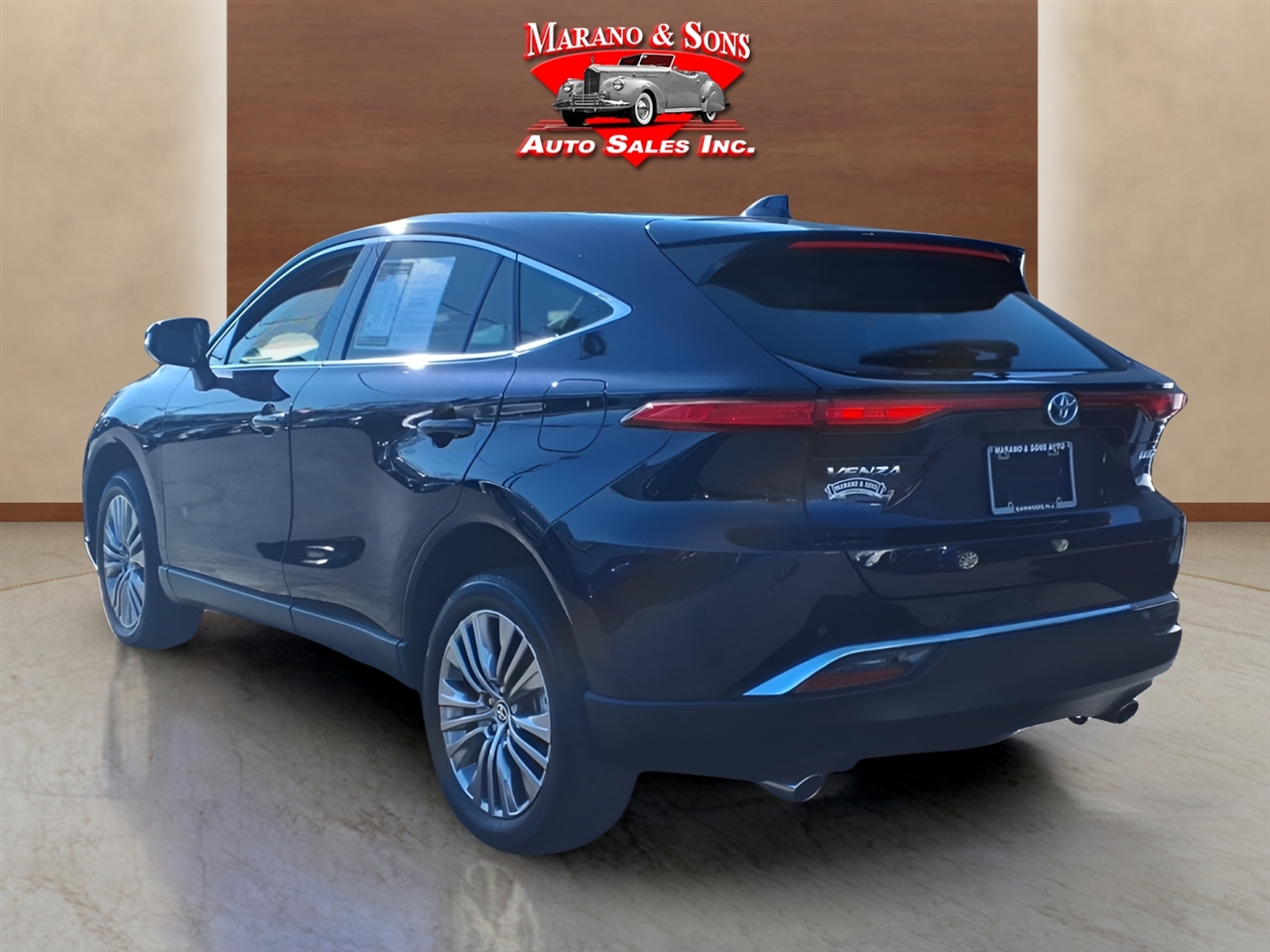 Toyota Venza Nightshade AWD (Natl) 2024