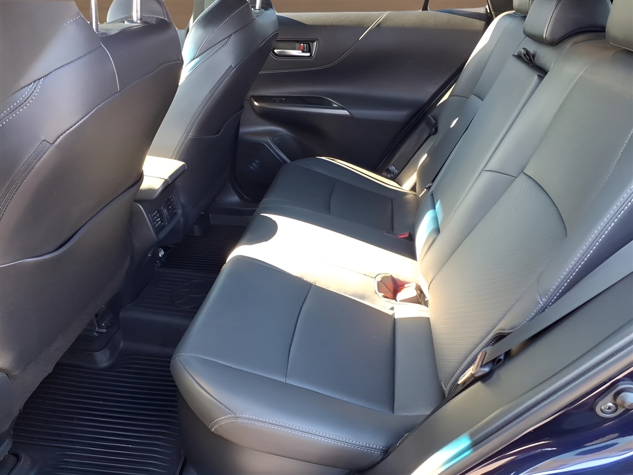 Toyota Venza Nightshade AWD (Natl) 2024