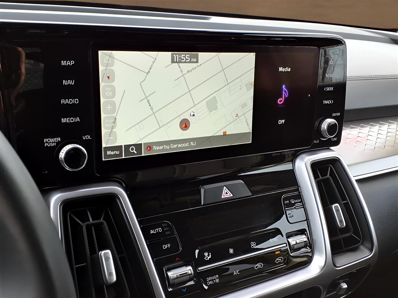 Kia Sorento Hybrid EX AWD 2023