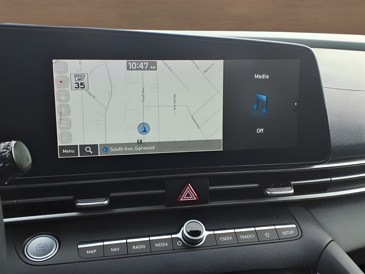 Hyundai Elantra SEL IVT 2023