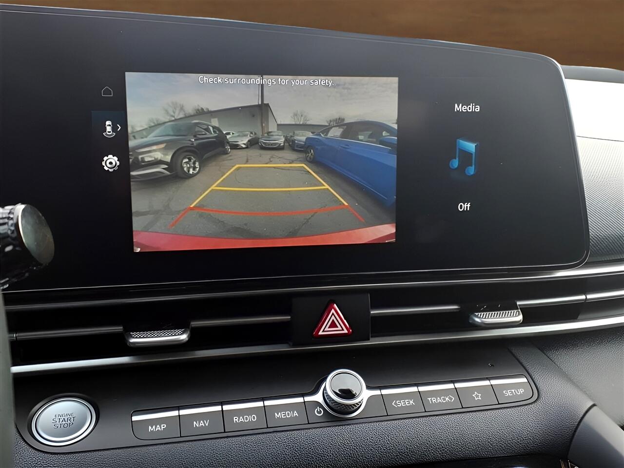 Hyundai Elantra SEL IVT 2023