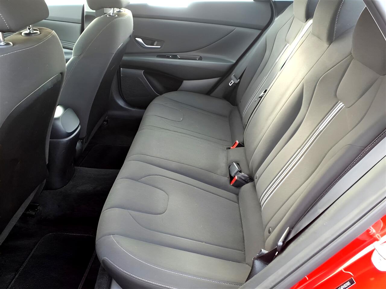 Hyundai Elantra SEL IVT 2023