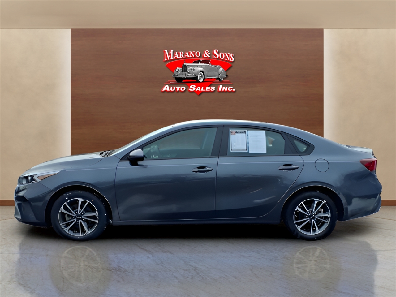 Kia Forte LXS IVT 2023