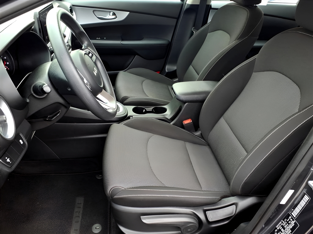 Kia Forte LXS IVT 2023