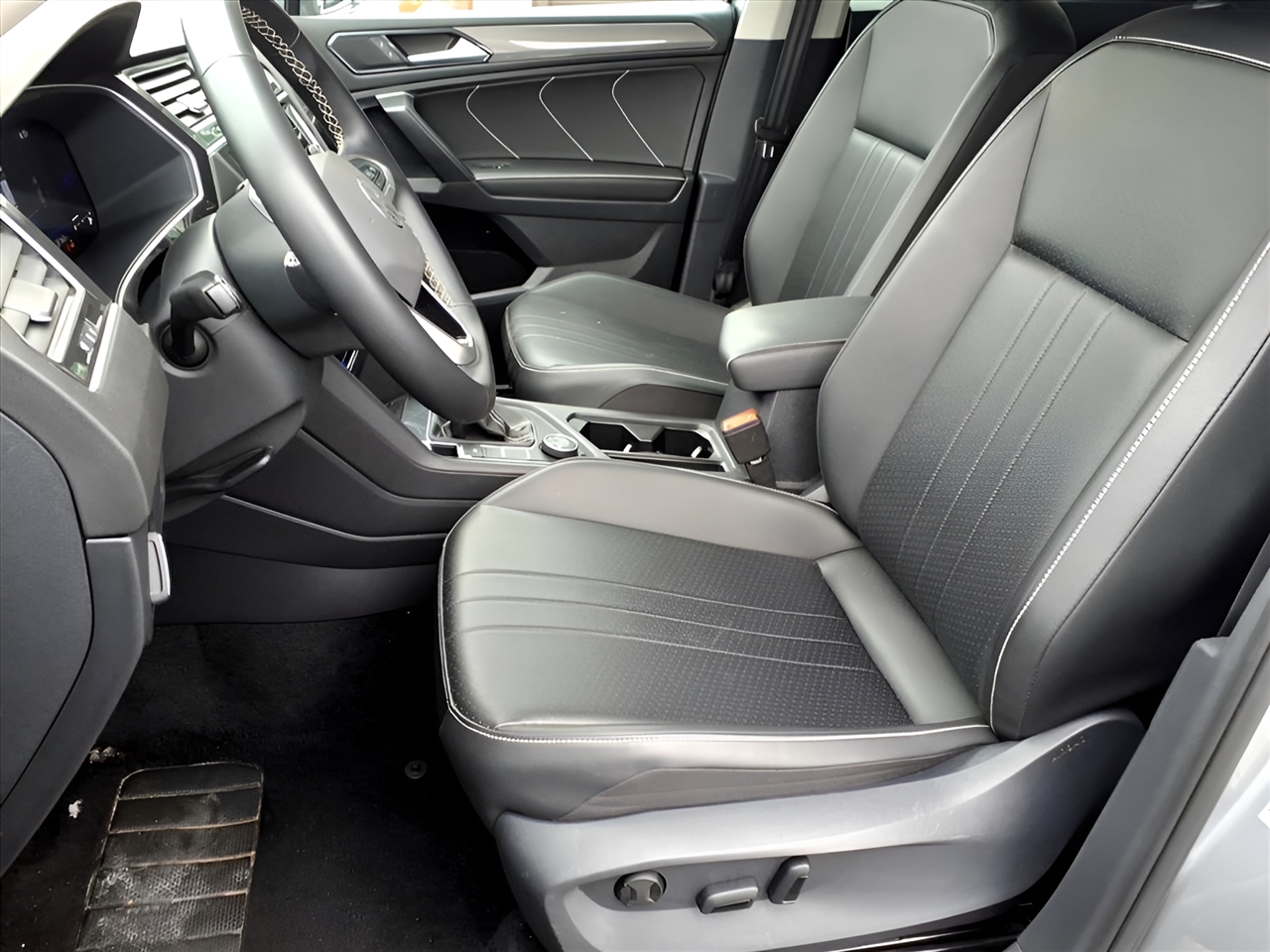 Volkswagen Tiguan 2.0T Wolfsburg Edition 4MOTION 2024