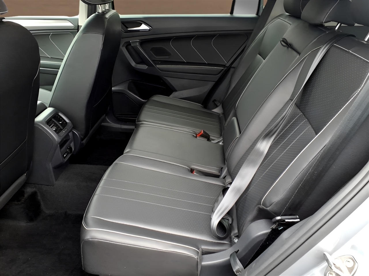 Volkswagen Tiguan 2.0T Wolfsburg Edition 4MOTION 2024